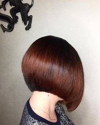 Коротка жіноча стрижка боб, фото -  VS