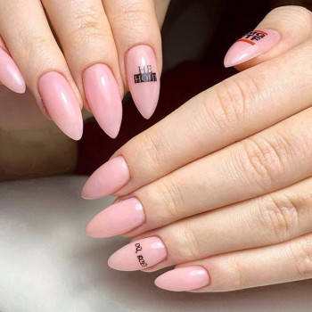 Нарощування нігтів Гель / Акрил / Полігель
                    Салон краси НоготОк Київ