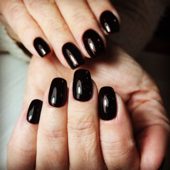 Нарощування нігтів Гель / Акрил / Полігель
                    Салон краси НоготОк Київ