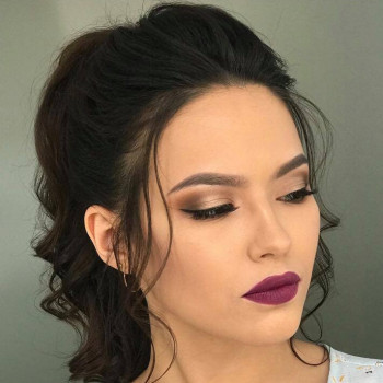 Вечерний макияж
                    Визажист Инна Киев