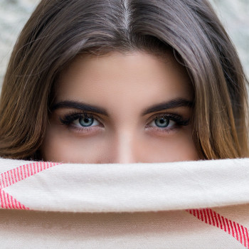 Окрашивание бровей в салоне красоты MiloslavSky