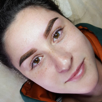 Перманентный макияж бровей сразу после процедуры