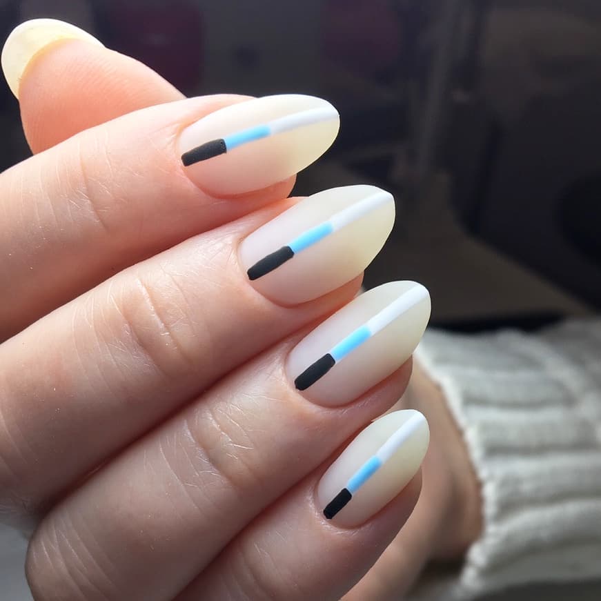 Нюдовый маникюр матовый минимализм, фото - Ногтевая студия Fantasy nail