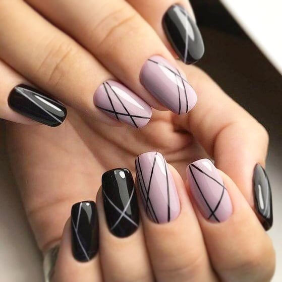 Черный маникюр сиреневый геометрия, фото - Ногтевая студия Fantasy nail