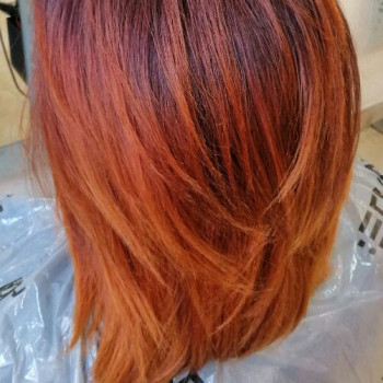 Окрашивание Омбре
                    Нігтьова студія Муза Київ