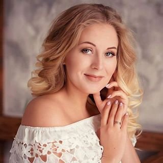Стрижка на довге волосся жіноча блонд, фото - Візажист Варвара Акулова