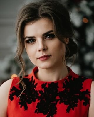 Ніжна фотосесія стильна портретна, фото - Перукар-візажист Олена Омельченко