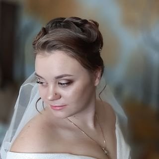 Жіноча стрижка укладка волосся весільна зачіска, фото - Візажист Ирина Костенко