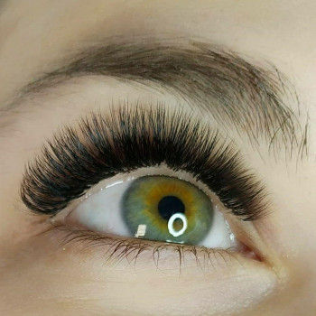 Наращивание ресниц 3D
                    Салон краси Beauty Segment Київ