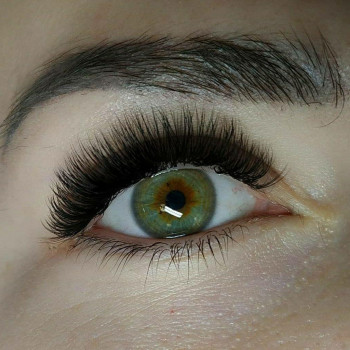 Наращивание ресниц 3D
                    Салон краси Beauty Segment Київ