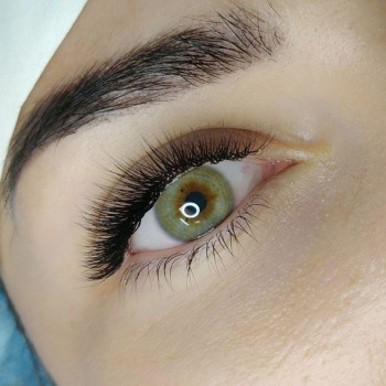 Наращивание ресниц 3D
                    Салон краси Beauty Segment Київ