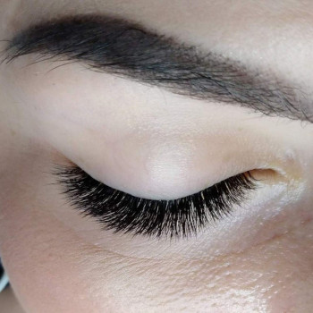 Наращивание ресниц 3D
                    Салон краси Beauty Segment Київ