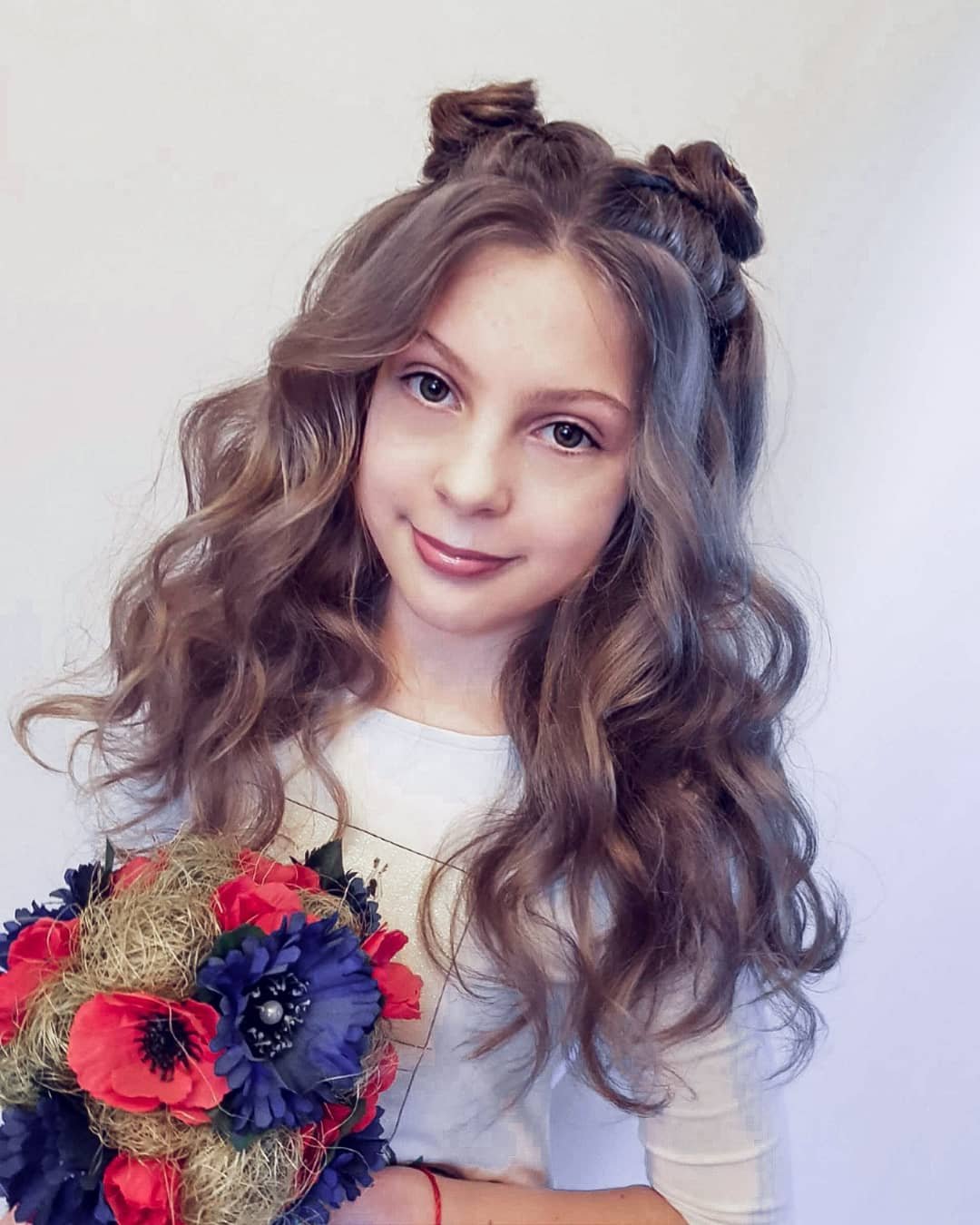 Стрижка на довге волосся укладка для дівчинки, фото - Перукар-стиліст Ольга Лазарчук