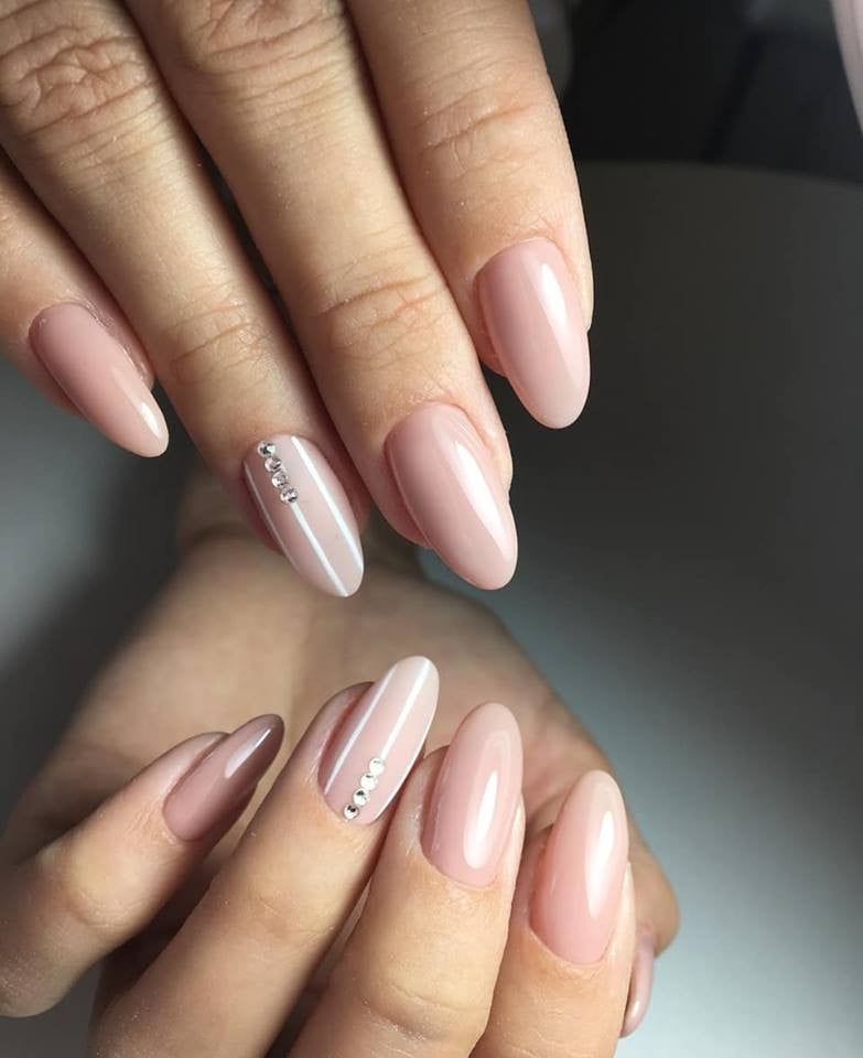 Весільний манікюр бежевий вишуканий, фото - Нігтьова студія Fantasy nail