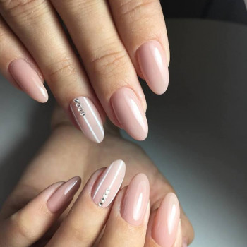 Комплекс: Маникюр + Покрытие Гель-Лаком в один тон
                    Ногтевая студия Fantasy nail Киев