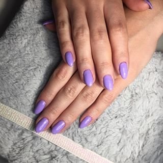 Маникюр миндаль фиолетовый однотонный (монохромный), фото - Мастер маникюра Валерия Цимбал