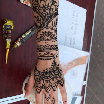 Татуювання хною, мехенди
                    Тату майстер Валерия С Київ