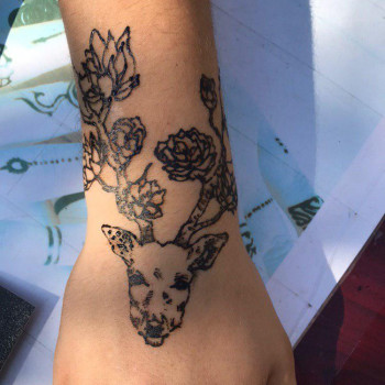 Татуювання хною, мехенди
                    Тату майстер Валерия С Київ