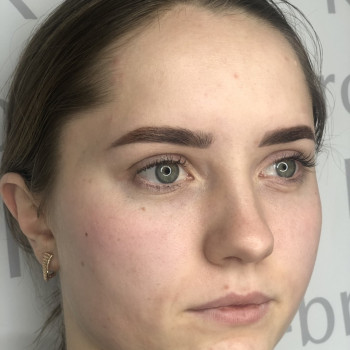 Моделирование бровей
                    Лешмейкер Даша Шатрова Чернігів