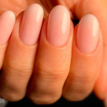 манікюр омбре