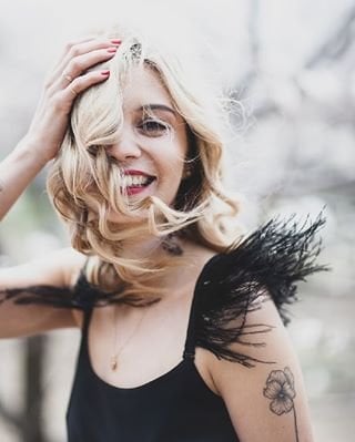 Фотосесія на природі портретна весела, фото - Візажист Александра Шведова