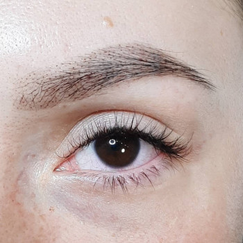 Классическое наращивание ресниц
                    Лешмейкер Юлия Мироненко Суми