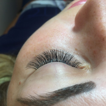 Объемное наращивание 2д
                    Лешмейкер Ирина Делех Одесса