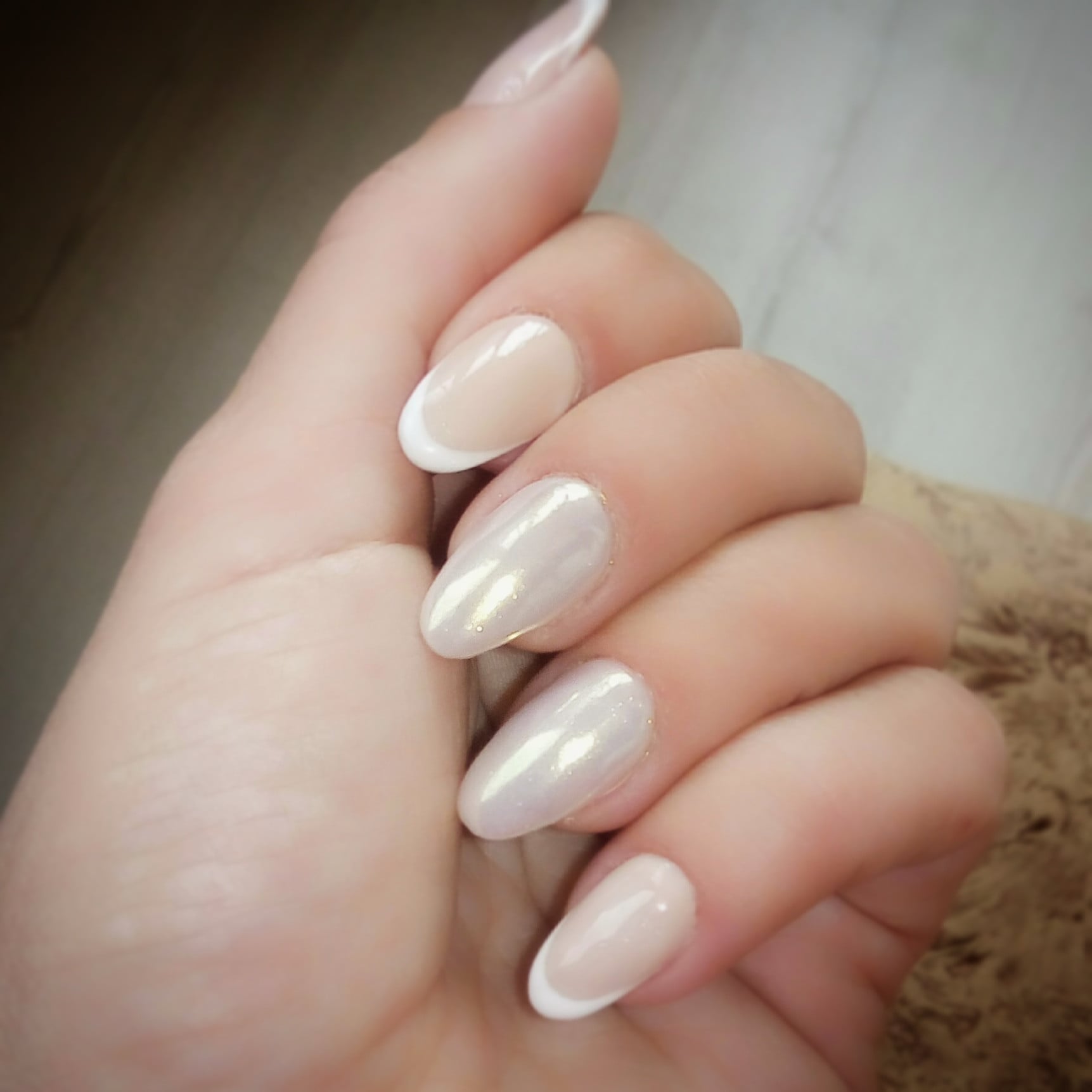 Манікюр з втиркою дзеркальний френч, фото - Нігтьова студія Beauty Room