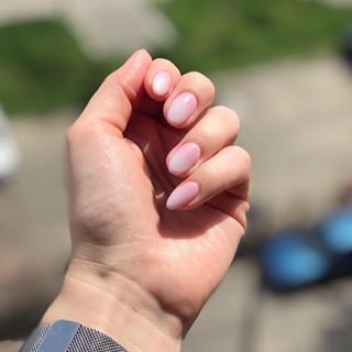 Нежный маникюр нюдовый прозрачный, фото - Студия красоты Angel Beauty
