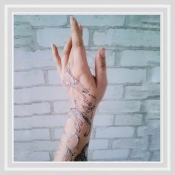 Роспись джагуа-гелем
                    Тату майстер Анастасия Миколаїв