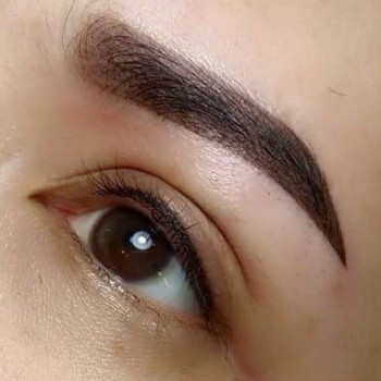 Перманентный макияж бровей (пудровые бровки, микроблейдинг, омбре, растушевка)
                    Бровист Алеся Джига Винница