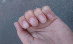 Маникюр европейский / детский Майстер манікюру Татьяна Київ