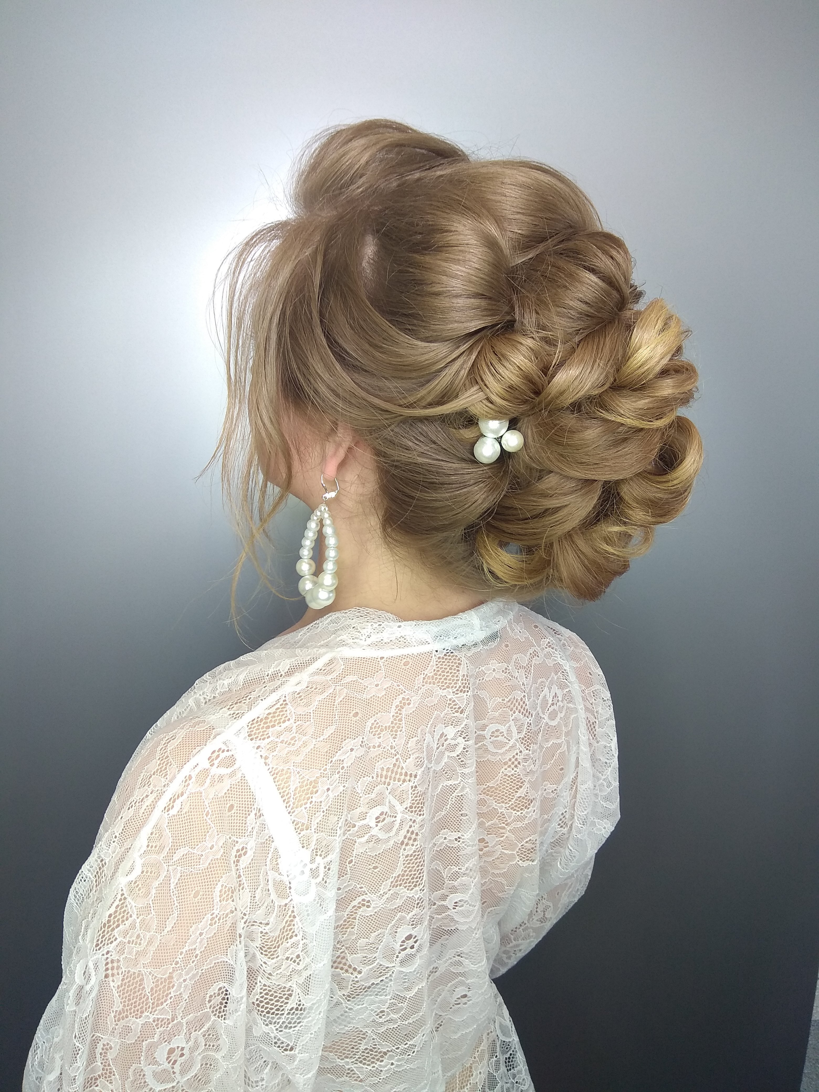 Укладка волосся весільна зачіска світле, фото - Візажист Татьяна Ризченко