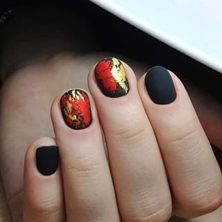 Черный маникюр матовый темный, фото - Студия красоты M.K.