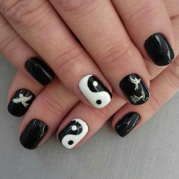 Снятие + маникюр + покрытие гель лак
                    Нігтьова студія Муза Київ