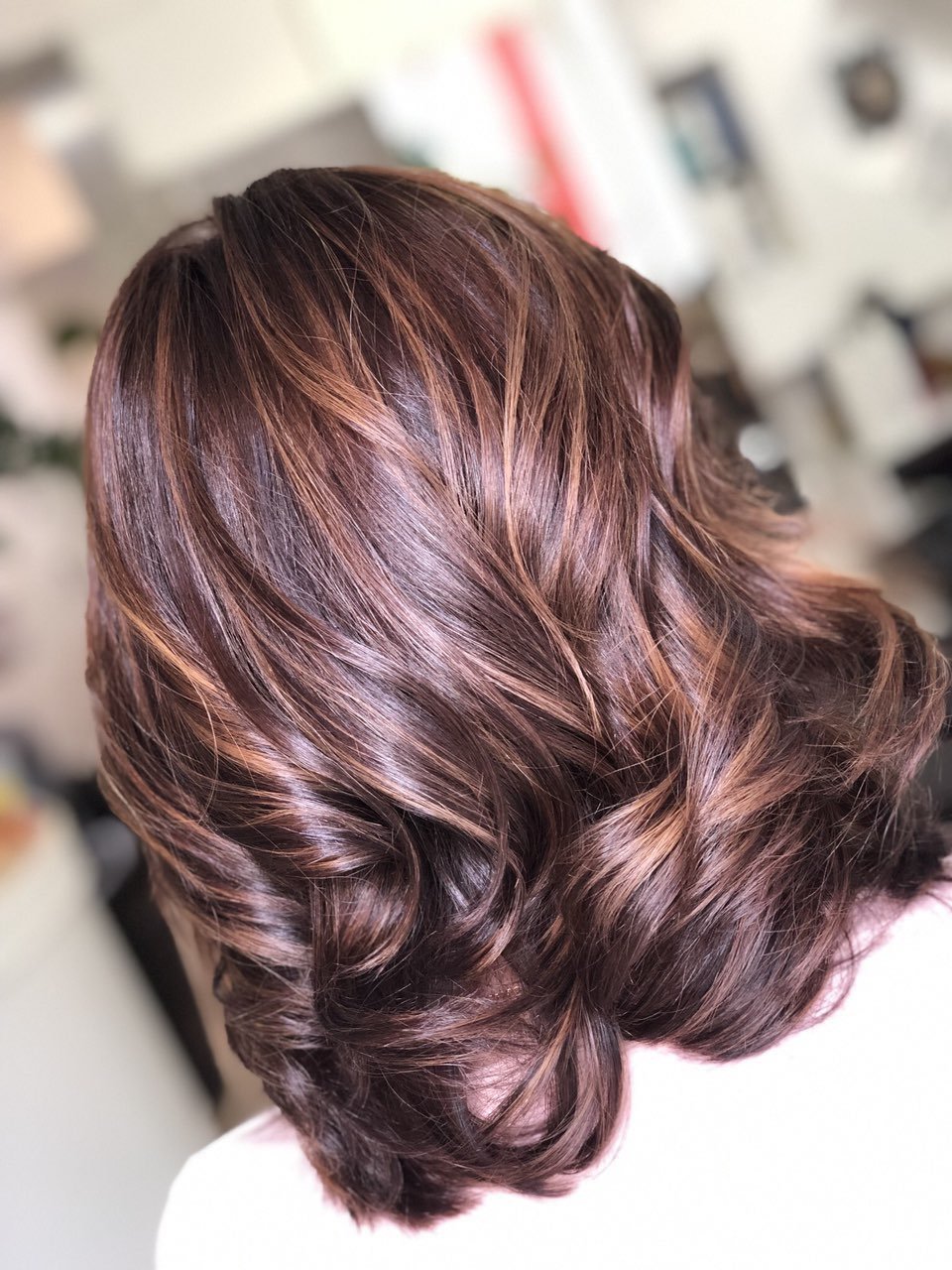 Стрижка на средние волосы укладка волос балаяж, фото -  Beauty Pro