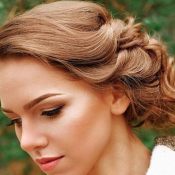 Макияж (Визаж)
                    Визажист Ольга Киев