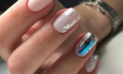 Маникюр с покрытием гель лаком Нігтьова студія Nails Bar Studio Харків