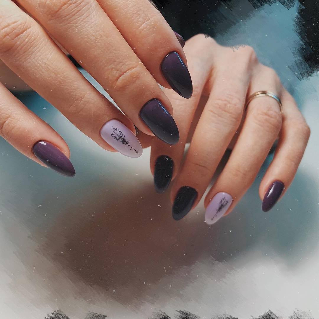 Маникюр с рисунком миндаль на длинные ногти, фото - Ногтевая студия Nails Bar Studio