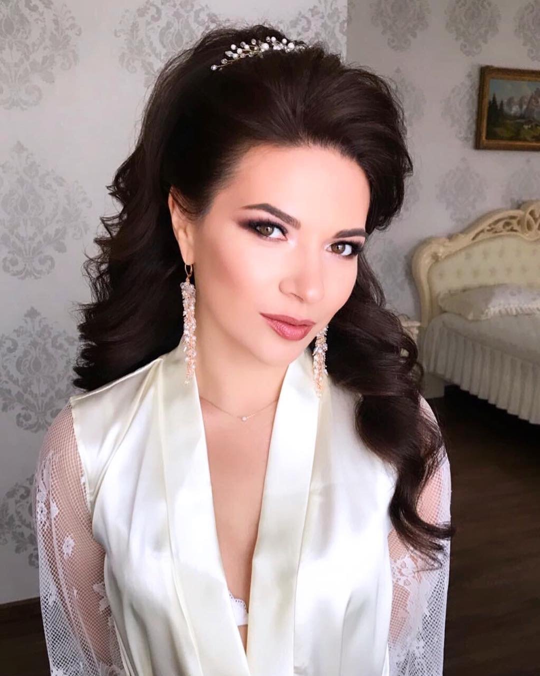 Фотосесія вдома портретна у халаті, фото -  Tata Beauty Academy