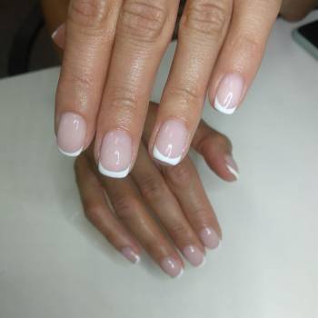 Французский маникюр