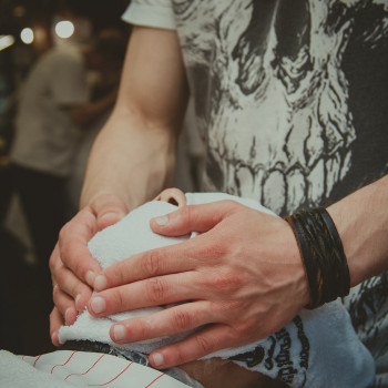 Гоління голови
                    Барбершоп Цирульник Бровари