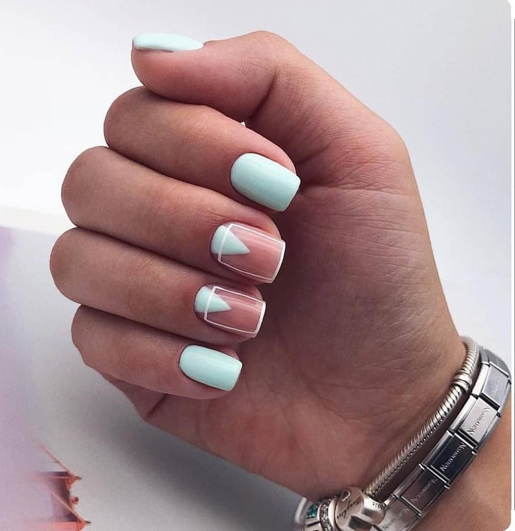Маникюр на квадратные ногти голубой геометрия, фото - Ногтевая студия SK Nail Studio
