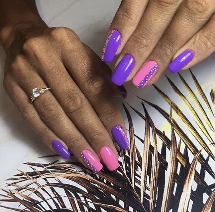 Маникюр весна яркий розовый, фото -  Iris