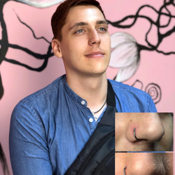 Прокол крыла носа с D-образным колечком из имплантационного 