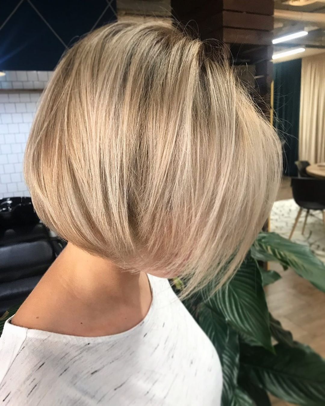 Стрижка каре короткая женская боб, фото - Студия красоты BARLY