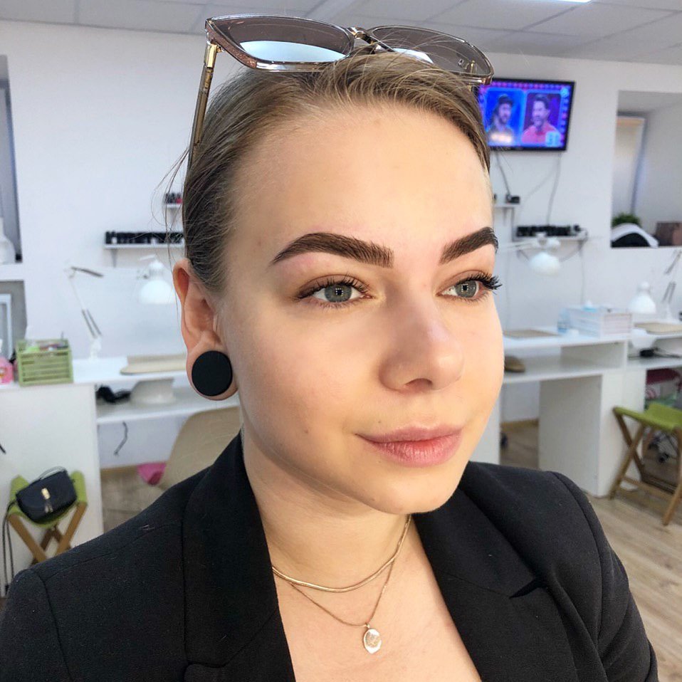 Пудровые брови татуаж бровей пудровое напыление, фото -  Nude nails bar