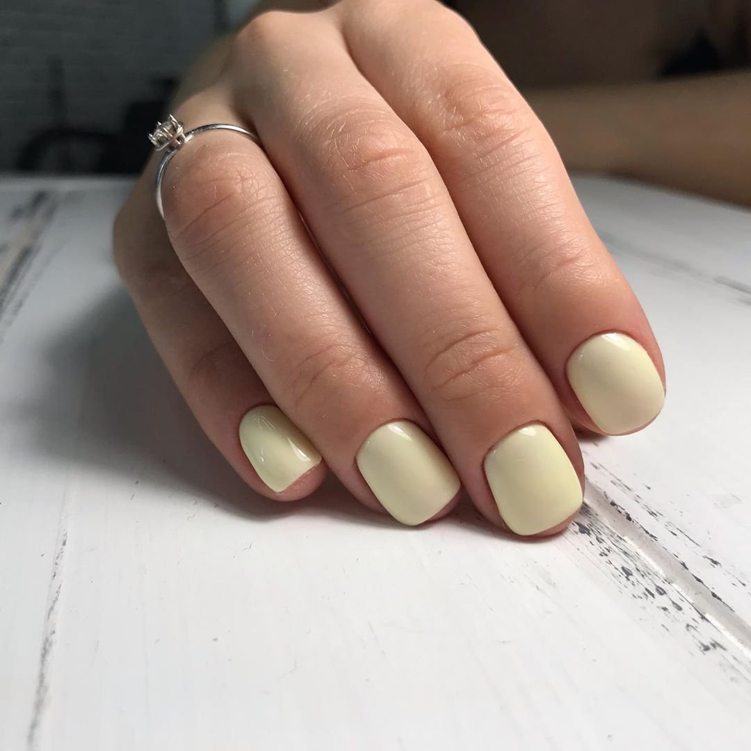Класичний манікюр на короткі нігті ніжний, фото - Студія краси Beauty Lab MV