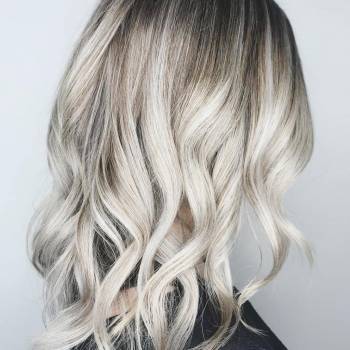 оформление бровей, наращивание ресниц