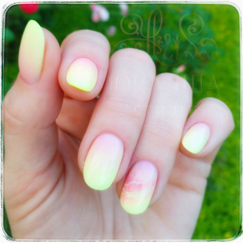 Корекция гелевых ногтей
                    Ногтевая студия Юналіна Ровно